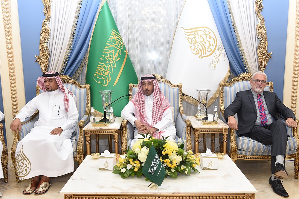 thlothia's tweet image. بحضور نخبة من المتخصصين على المستويين المحلي والدولي وعدد من روادها  .. الثلوثية تقيم امسيتها تحت عنوان :

( طب #نمط_الحياة والشفاء من الأمراض المزمنة والسمنة )

بريدة  

الثلاثاء
 30 ربيع الاخرة 1445 هـ
14 نوفمبر 2023 م 

📸 صور 

thameryat.net/thlothia-namat…