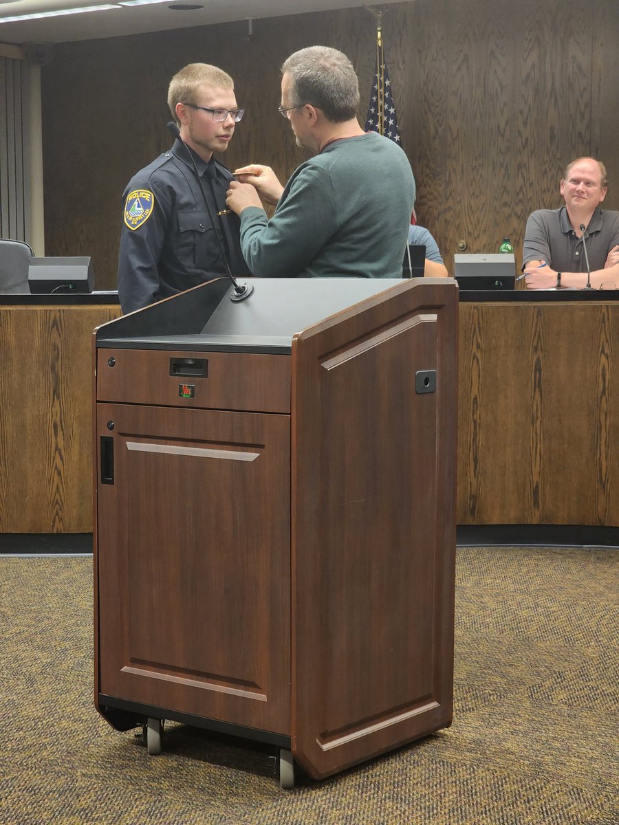 It was a special honor to be invited to a former student's pinning ceremony as he became @cityofalbertlea newest police officer. Thank you @RiverlandCC Law Enforcement program for preparing another local officer. God bless Officer Wynn. I am proud of you! @MNPoliceAssn #mnleg