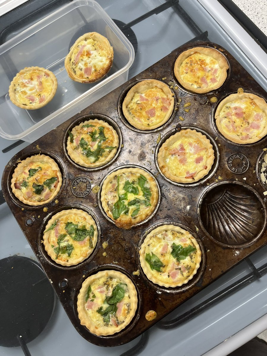 S3 pupils made their own pastry today and then designed the quiche fillings to help meet the Scottish Dietary Goals. Very proud of their pastry making skills. Delicious results and definitely some healthier options created 👏🏻 😋 <a href="/Linlithgow_Acad/">Linlithgow Academy</a> <a href="/LATechnologies1/">Faculty of Technologies</a>