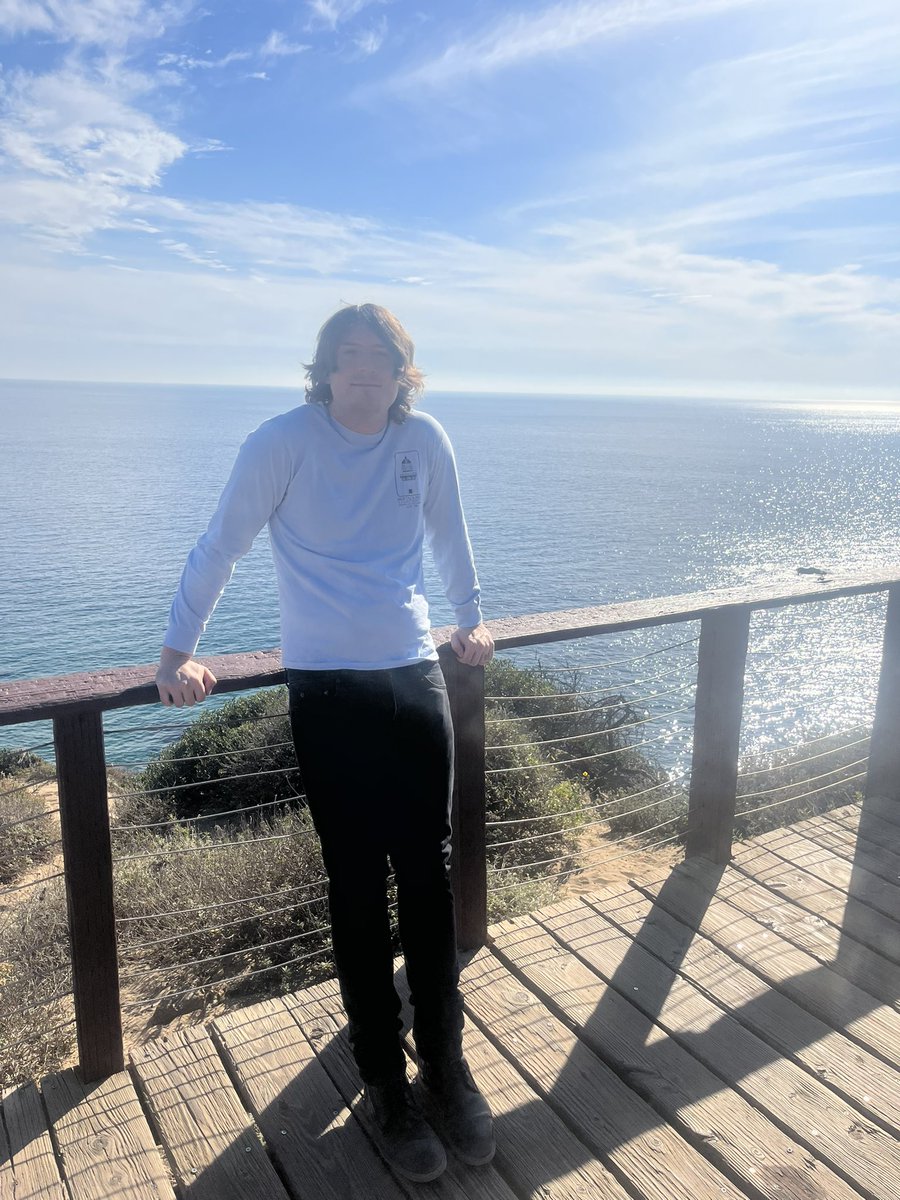 my inspiration spot. new song, Dume, out Friday 🌊 onerpm.link/dume