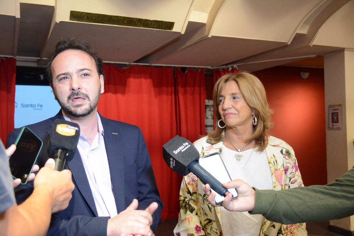 obras_desantafe's tweet photo. 📽 Gasoducto Gran Santa Fe: se presentó un documental sobre el cruce por la laguna Setúbal

La obra registra un avance del 60% y se estima que, en la primera mitad del 2024, se concluya la parte operativa.

+info https://t.co/Z1Petw93ch https://t.co/6zE4M6DLFL