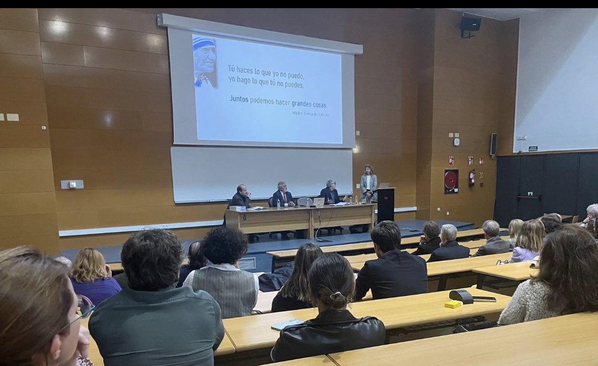 Raquel Almodovar tweet media