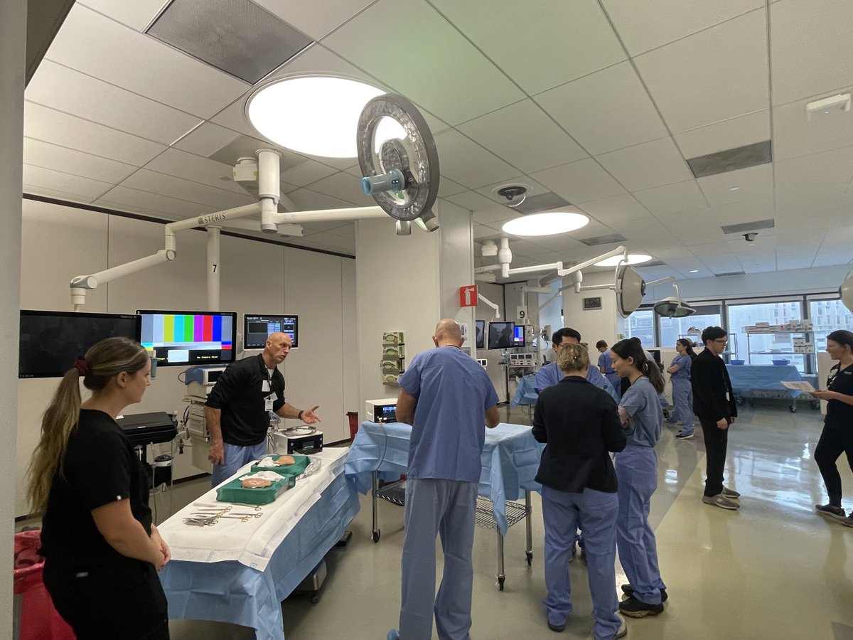 SocSurgOnc's tweet photo. Breast Fellows gained valuable insights today during the hands-on lab sessions during SSO's Fellows Institute 2023. #FI23 #SSOFellowsInstitute2023 @drmediget @AmandaKongMD @RichardBleicher https://t.co/rpjRuhDMhS