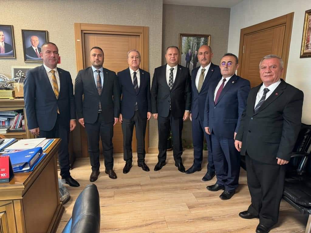 Gazi meclisimizde bizleri ağırlayan  sayın Vekilimiz Av. Halil Özturk  beye teşkilatım adina  çok teşekkür ederim . varlığın daim olsun inşallah 🇹🇷🇹🇷🐺