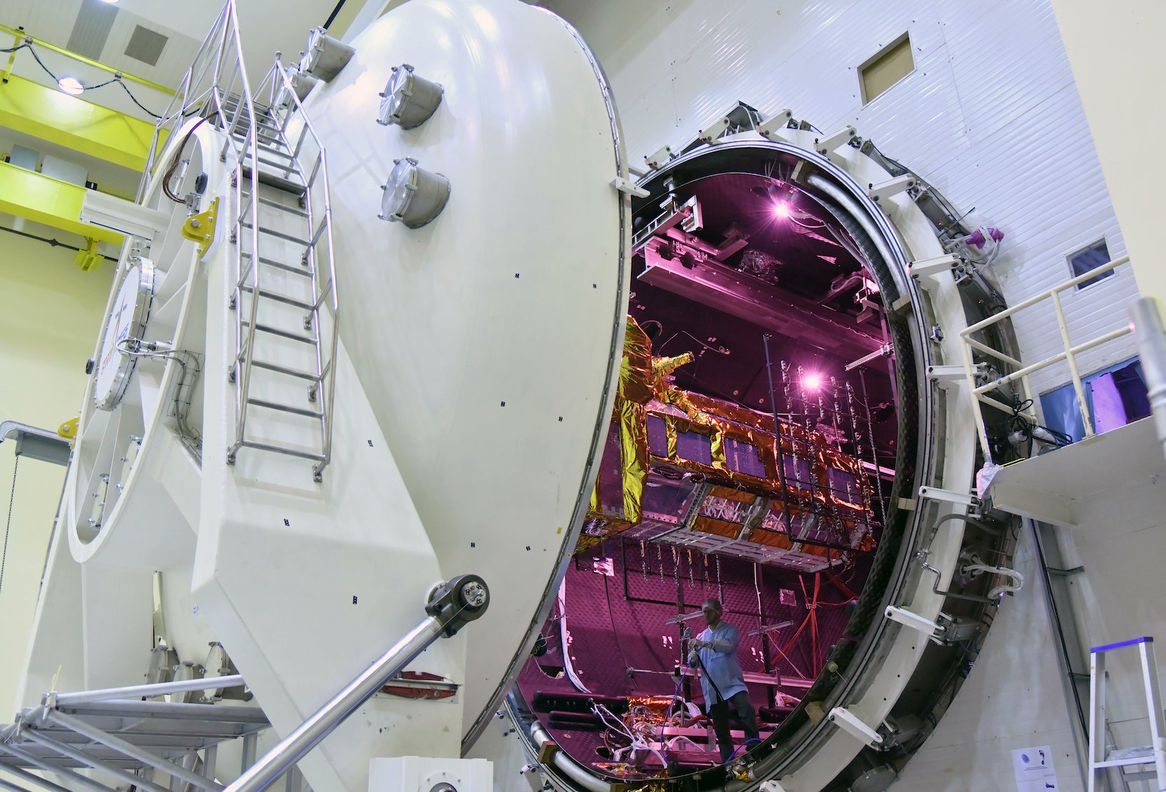 F-7Iw5bWMAED6mI?format=jpg&name=large NISAR : EXPLORE ISRO & NASA NEW COMBINED PROJECT 2024