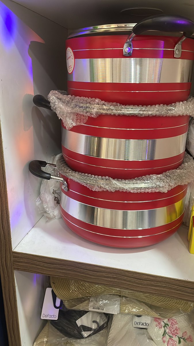 AtmGiftsLimited's tweet photo. #NonStickCookware #TransparentCovers #KitchenUpgrade
Seeking a clearer view in your kitchen while preparing meals? Non-stick Aluminum Pot Set is the perfect upgrade. With its clear lids, monitor your cooking effortlessly. #CookingEssentials #TransparentCookware
Please click on https://t.co/khBbRmYxhV