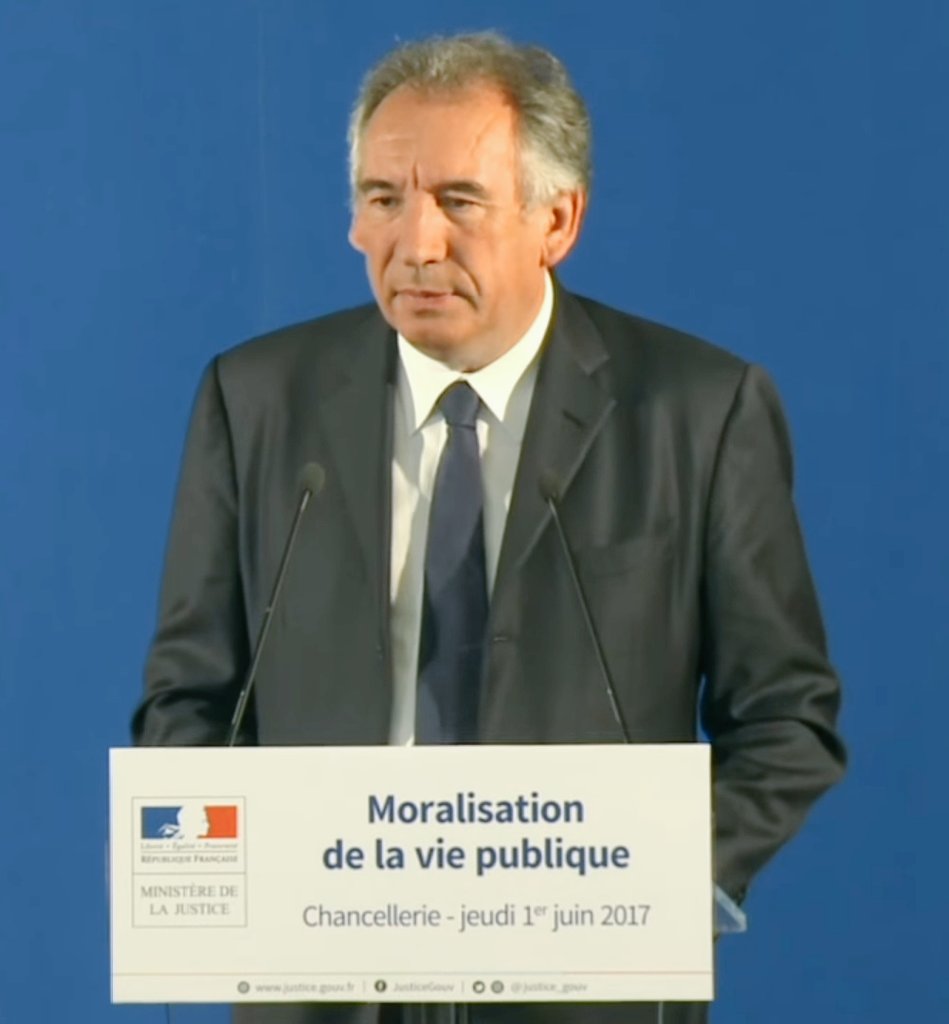 ⚡🇨🇵FLASH - Le parquet de Paris requiert 30 mois de prison [avec sursis], 70.000€ d'amende et 3 ans d'inéligibilité [avec sursis] contre François #Bayrou, ancien ministre de la Justice d'Emmanuel Macron, pour complicité de détournement de fonds publics. Le procès doit s’achever