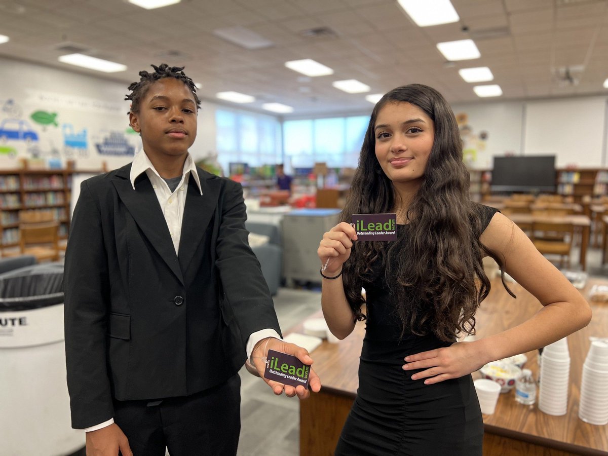 8th grade students participated in the iLead EC3 Leadership Seminar.
Leadership skills, personality traits, communication skills, and team work.
Gigi Gregory and Jaylen-Michael McLeroy-Williams received an Outstanding Leader Award.
#UnleashExcellence #iLead <a href="/HCSEC3/">HCSEC3</a>