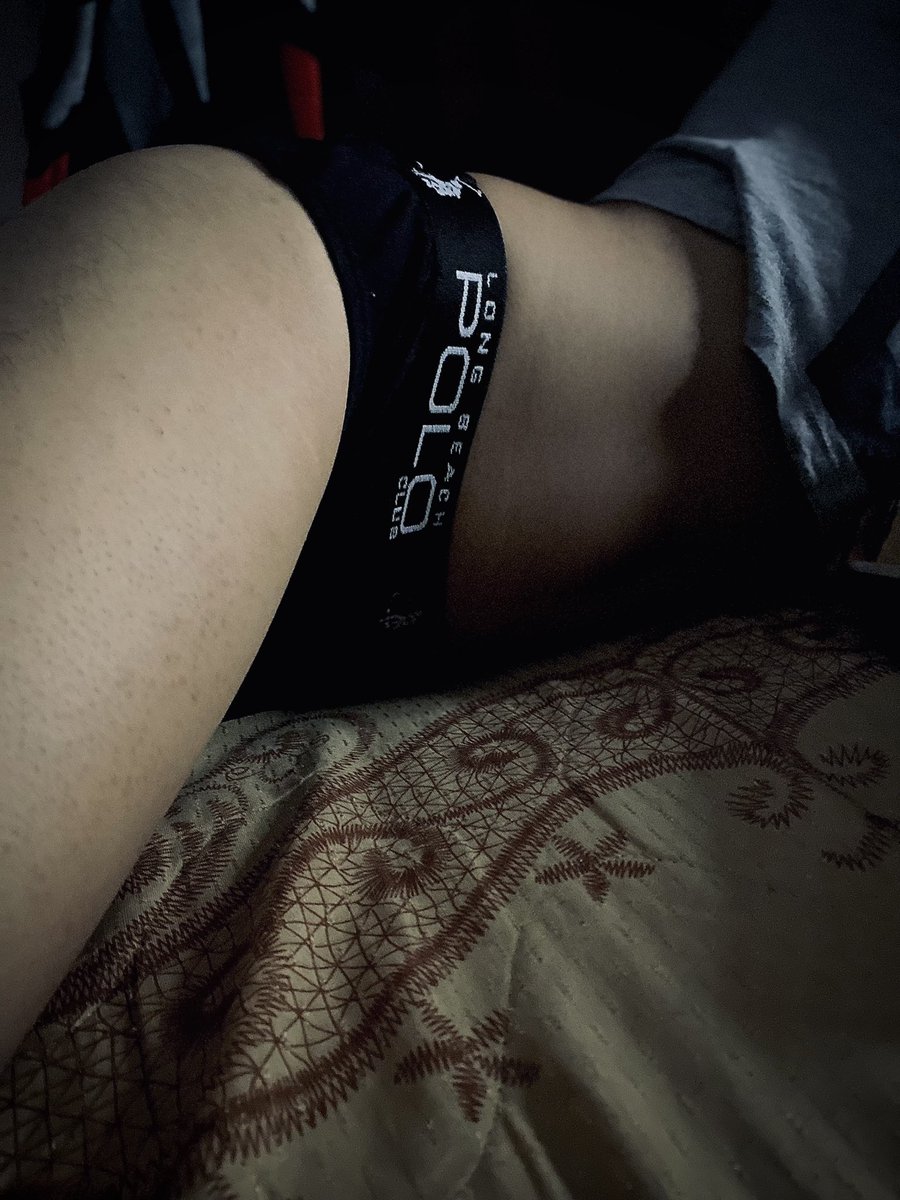 sweet_bboy's tweet photo. @onion___boy Tipo as�� 🤭 https://t.co/Rg8jxQf27Q