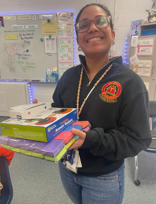 WorkforceGo's tweet photo. We're excited to continue our journey with Carrollton Elementary School by extending our hand of support. The smiles on the teachers' faces say it all. It's not just the items themselves; it's knowing that there is support and receiving a little highlight in their day!!💖📚🖍️ https://t.co/3W9n7dJC9M