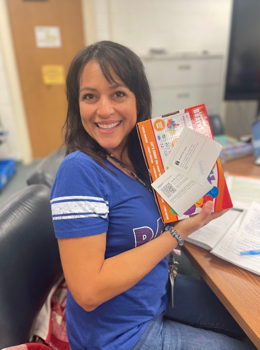 WorkforceGo's tweet photo. We're excited to continue our journey with Carrollton Elementary School by extending our hand of support. The smiles on the teachers' faces say it all. It's not just the items themselves; it's knowing that there is support and receiving a little highlight in their day!!💖📚🖍️ https://t.co/3W9n7dJC9M