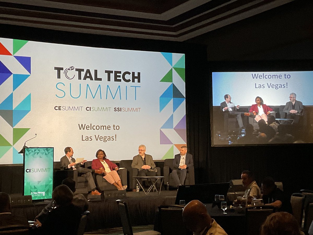 advancedvideogr's tweet image. “If you’re the smartest person in the room, you’re in the wrong room.” Collaborating with some of the brightest in the industry! #TotalTech23