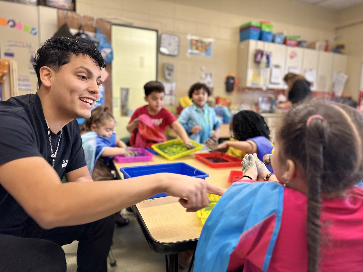 ⭐️STAFF SPOTLIGHT⭐️ on Mr. Pablo Santos, the Behavioral Specialist at #ddcpawtucket. His favorite part of the day is center time - he loves doing projects with the students like playing with slime or moon sand! 
#employeespotlight #weareddc #teacherspotlight #RIDEPreK #RIPreK