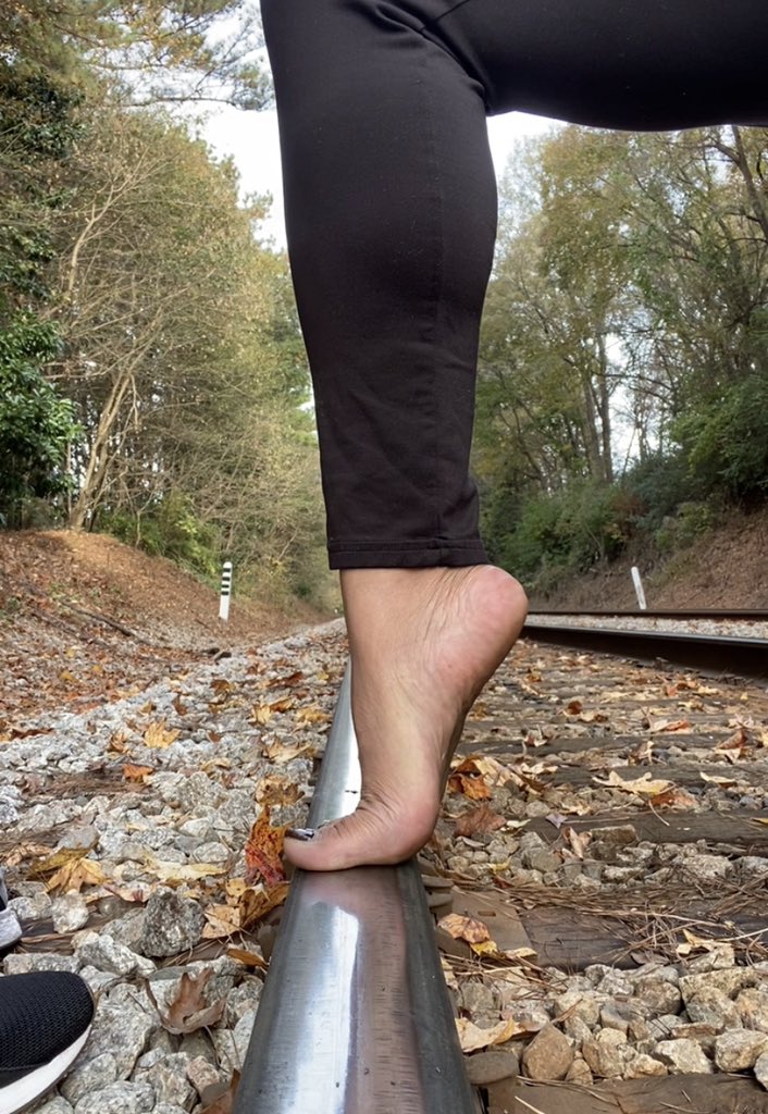 ExploreMySoles 🥰 DM IS CLOSED! tweet media