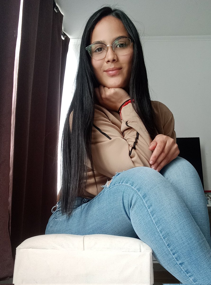 joselynchevez's tweet photo. ✨ https://t.co/cSYrd5vh7J