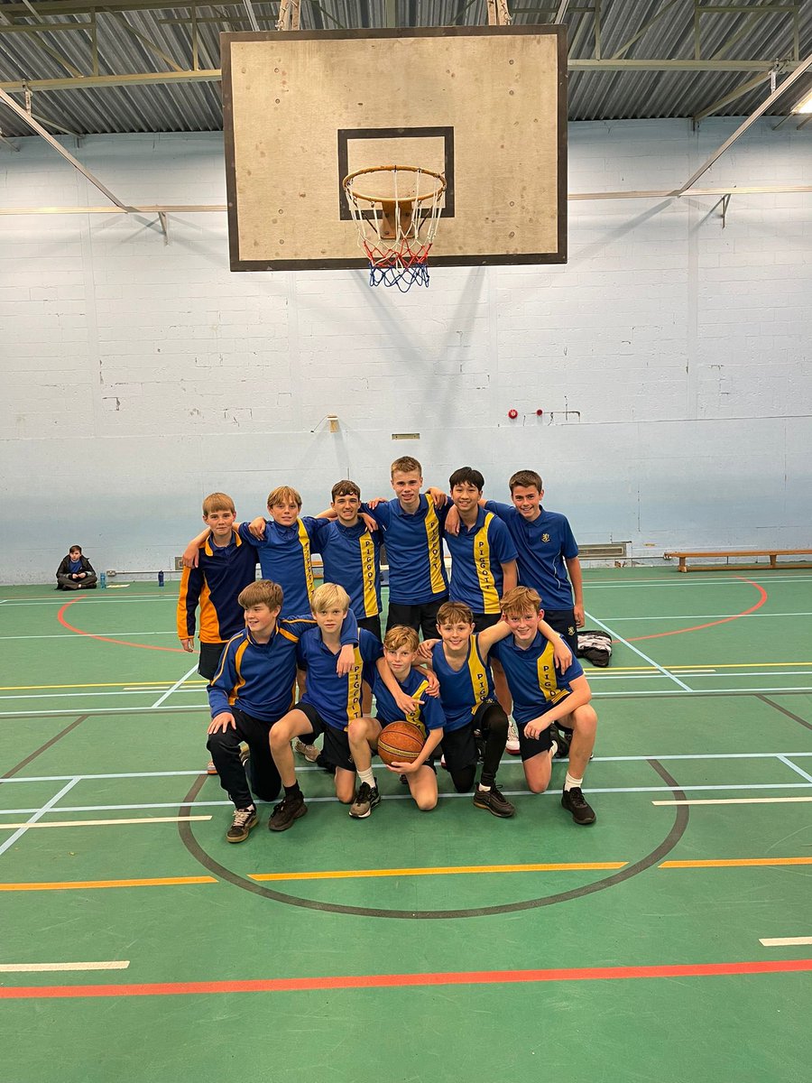 PiggottPE's tweet photo. An unbelievable performance from the U14 basketball team. They won their first game of the season 26-15 against a solid Luckley House side. MoM = Tom H &amp; Lee C. Well done boys, a proper team performance! Mr Carter is chuffed to say the least ⛹️‍♂️🏀 #ballers #PersistenceisKey https://t.co/T9fpDwkU0X