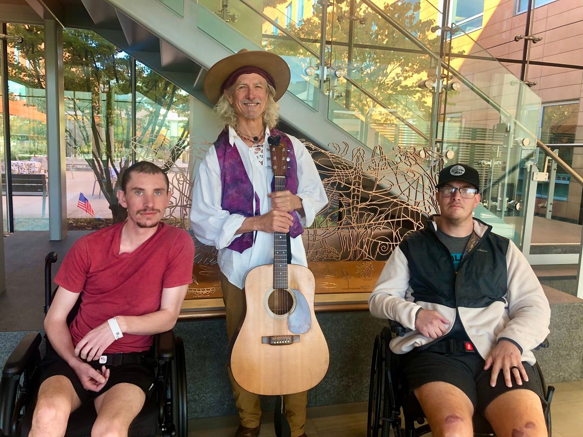 We visited the VA Palo Alto Health Care System's Western Blind Recovery and Rehab Centers on Veterans Day with singer-songwriter/guitarist Dennis Maggard. We are always glad to thank them for their service with a song.