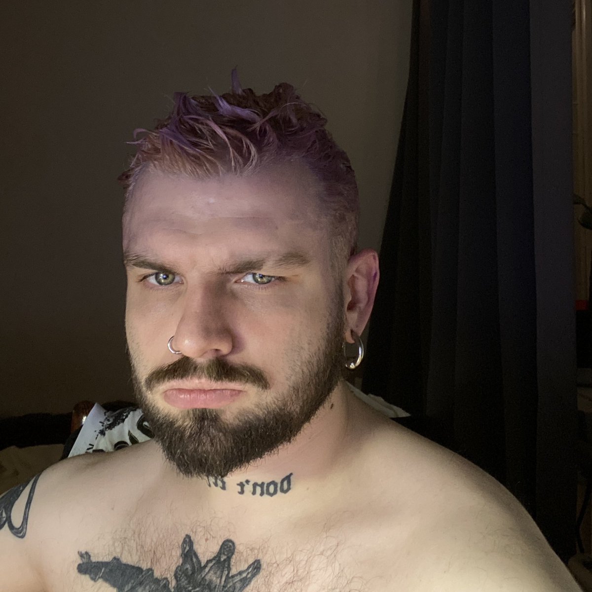 Получается, бьюти дэй. 

Да, я заебался отращивать волосы и состриг их.