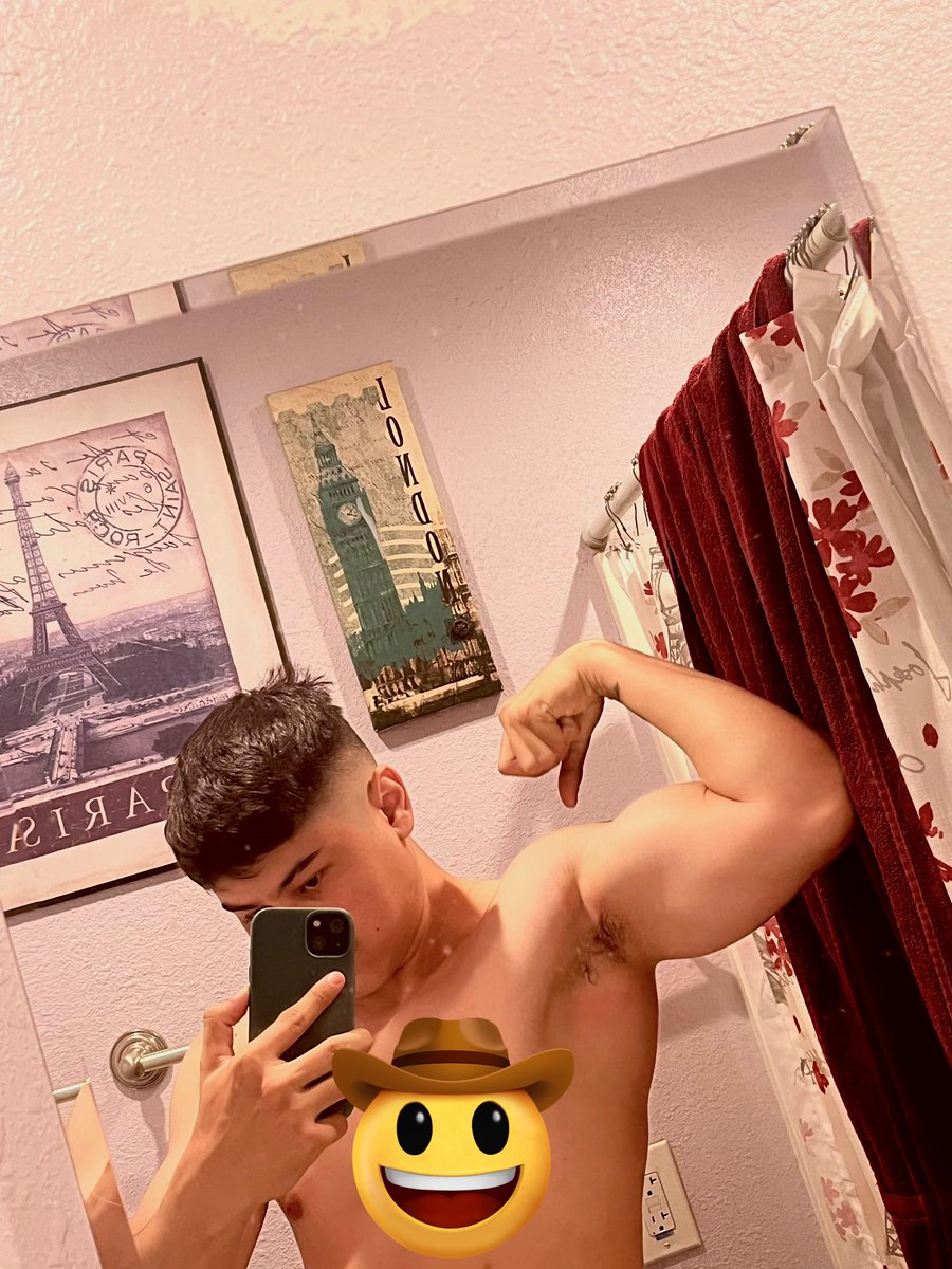 YoSweats's tweet photo. Back at it https://t.co/DHTVIUichN