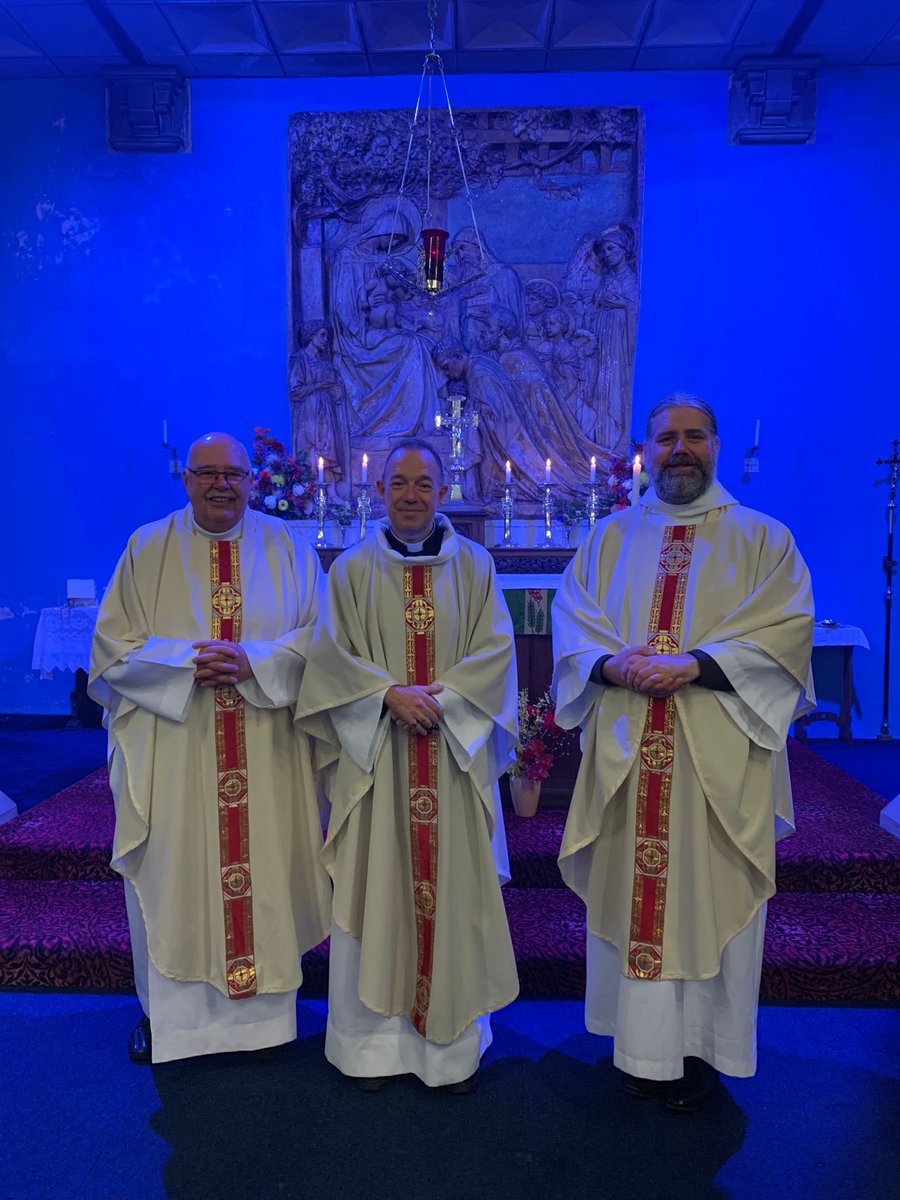 Cardiff Ss Dyfrig & Samson (@ssdandscf11) on Twitter photo “Borderlands” a beltingly good homily from Fr Dyfrig <a href="/eglwysdewisant/">Ficer EDS</a> <a href="/SsDandSCF11/">Cardiff Ss Dyfrig & Samson</a> <a href="/SouthCardiffMA/">South Cardiff Ministry Area 🧡</a> at our Patronal Festival Mass this evening “Borderlands” a beltingly good homily from Fr Dyfrig <a href="/eglwysdewisant/">Ficer EDS</a> <a href="/SsDandSCF11/">Cardiff Ss Dyfrig & Samson</a> <a href="/SouthCardiffMA/">South Cardiff Ministry Area 🧡</a> at our Patronal Festival Mass this evening