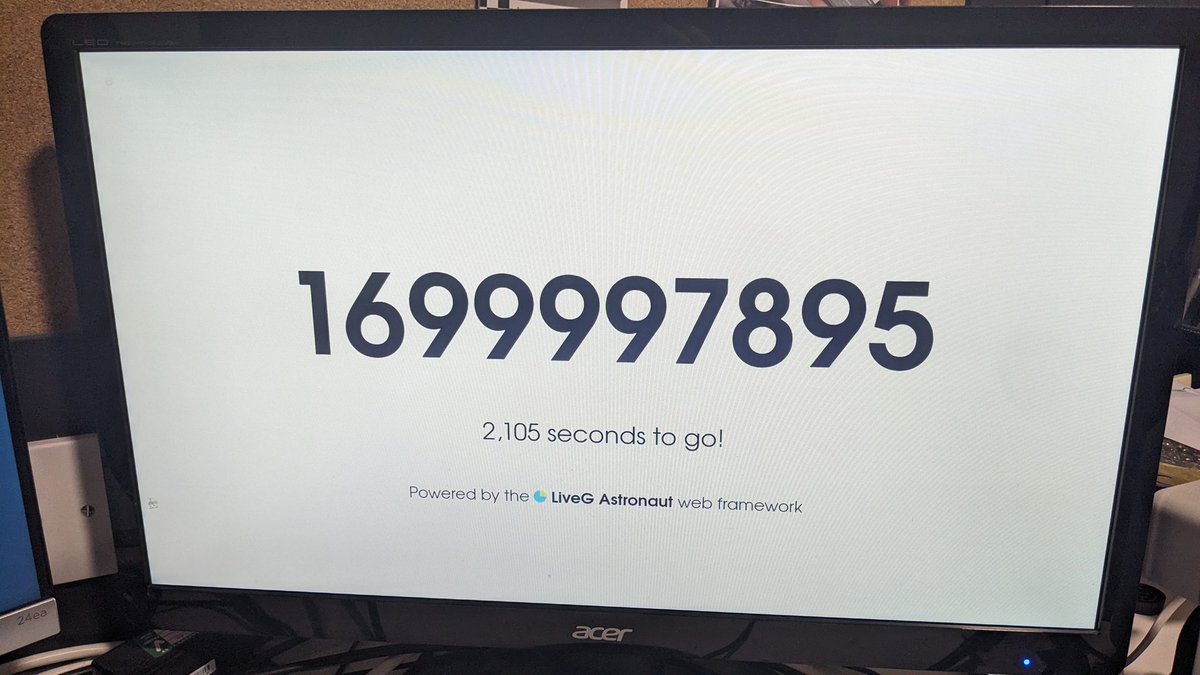 jthecoder's tweet image. ⌚⌛About 30 mins to go until the #UNIX #epoch timestamp of 1700000000! (*Not a factorial)
I&apos;m livestreaming it here — come watch: youtube.com/live/DN1SZ6X7V…
#Linux #tech #software