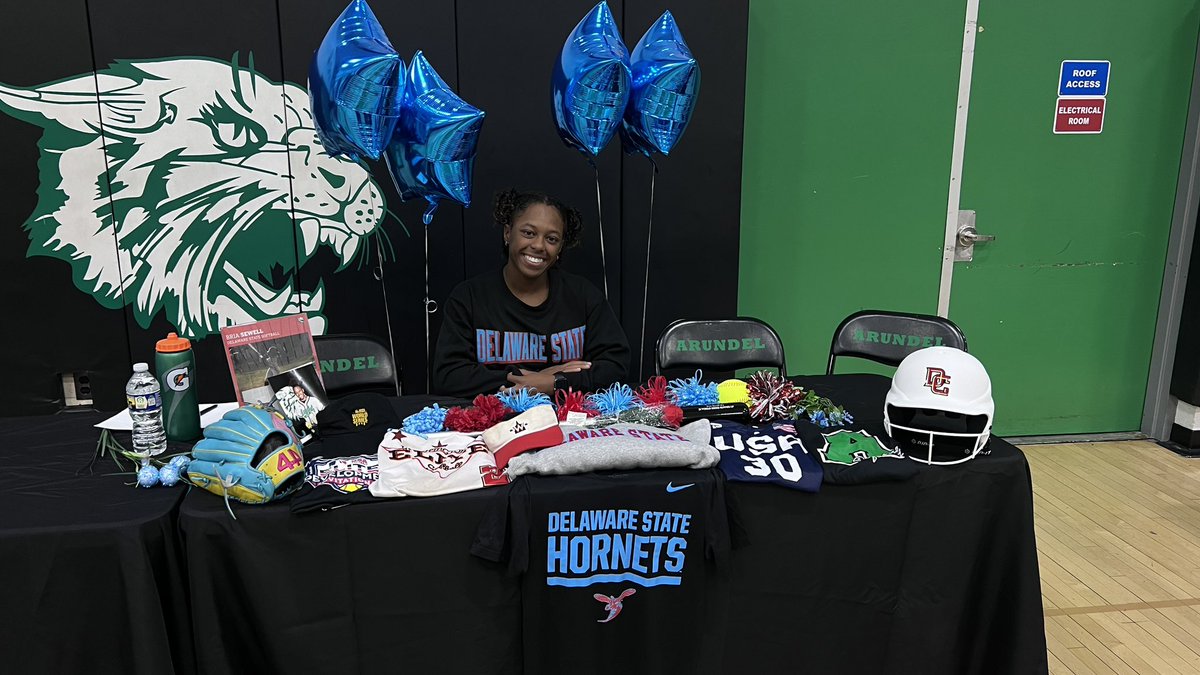 OFFICIALLY Committed and Signed to Delaware State University! Thank you to all of my friends, family, and coaches! And thank you to Coach Stockdale and Coach Taylor for making this happen for me. #Gohornets ❤️🩵. <a href="/DelStSB/">Delaware State SB</a>