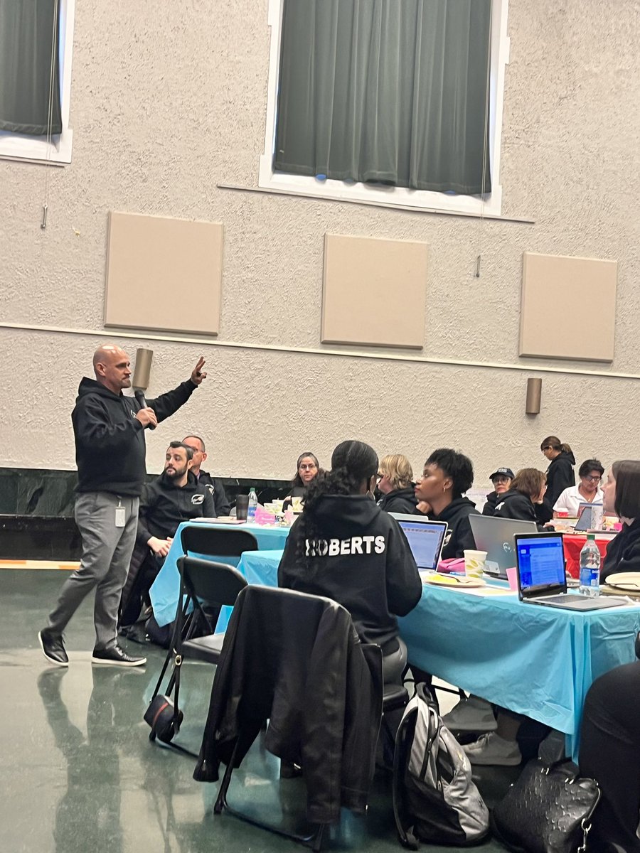 Network8CPS tweet media