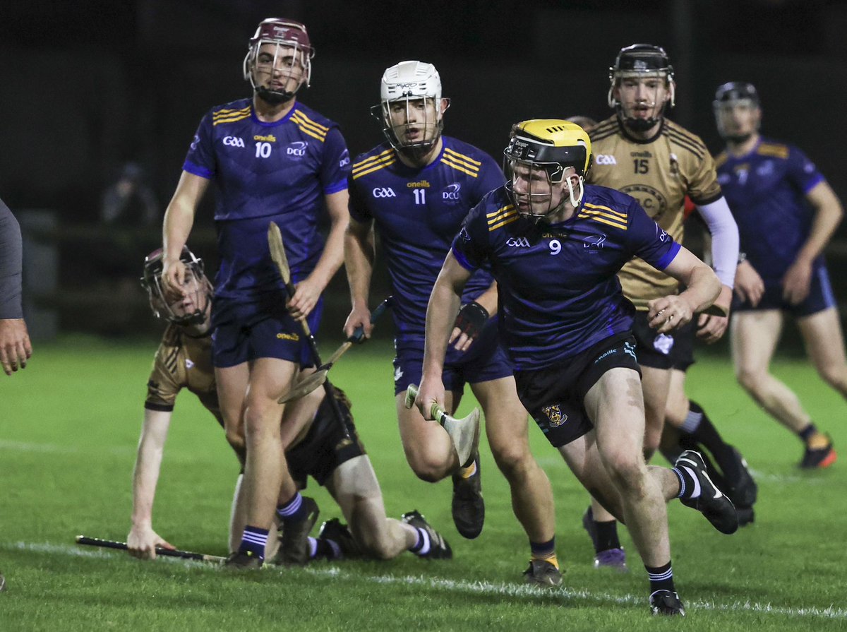 DCUDocEirGAA's tweet photo. Fresher Hurling Division One 

@DCUDocEirGAA 1-20
@TUSMidwestSport 1-13 

A strong second half sees our men secure a semi final berth @HigherEdGAA @DCU 

📸 @kobpix https://t.co/1lybXDh8uG