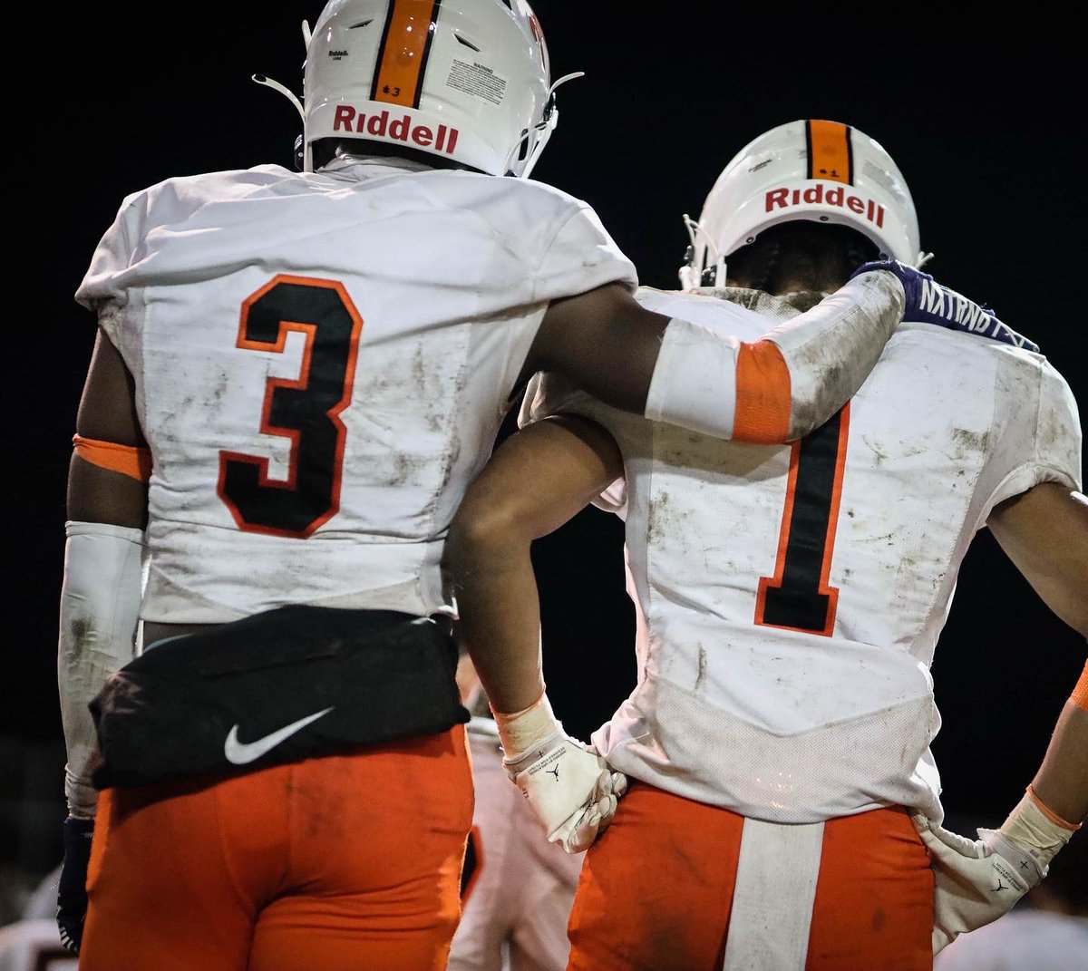 AVSunDevilFB's tweet photo. We had a great run 🔱
•
C I F▫️P L A Y O F F S #GoDevils #CIFSS #SunDevilPrideIsContagious #MRL #SoCal #Linemen #OLine #OffensiveLineman #Defense #D5 https://t.co/cuXsK6exqX