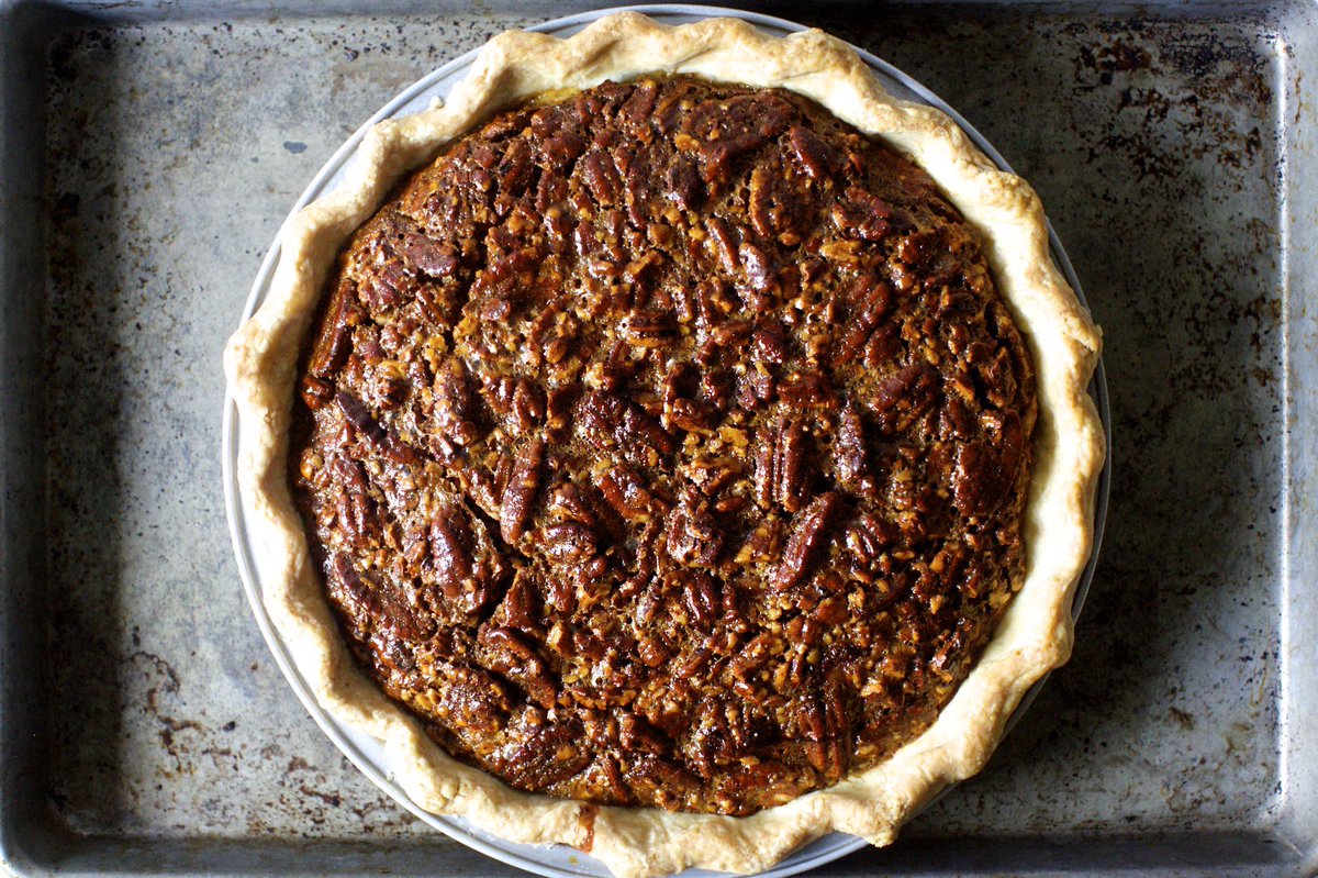 smittenkitchen's tweet photo. Six simple tips to send your (corn syrup-free) pecan pie game into the stratosphere, because just-good-enough pecan pie would never cut it around here. https://t.co/UbRLVeApEV https://t.co/Rg91RbTzoe
