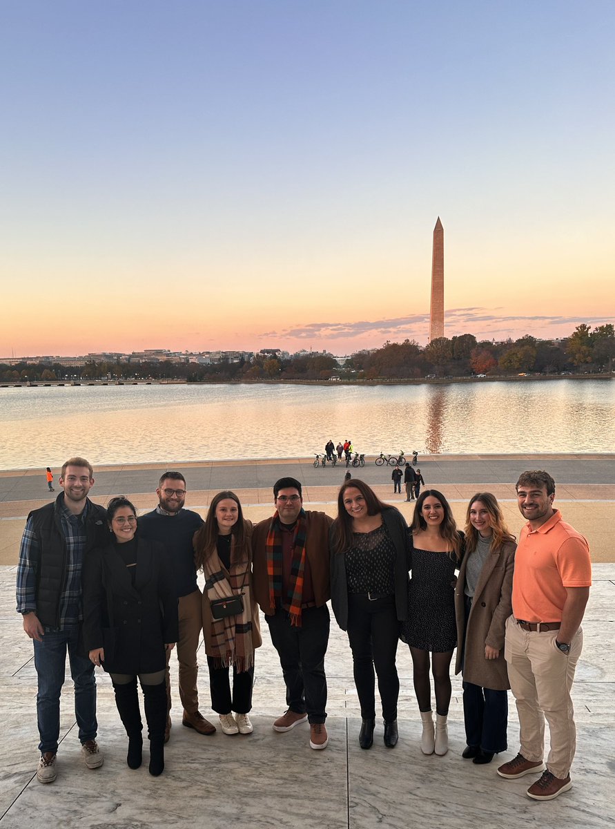 Wonderful to take a break from @SfNtweets to spend some quality time in DC with current Barrientos lab members and recent grads! Such a great group of people!! 💕@michaelbutler91 @mackey_alfonso @AlvarezBD1 @jablackwell_ @BriGonzalez56 @MuscatSteph