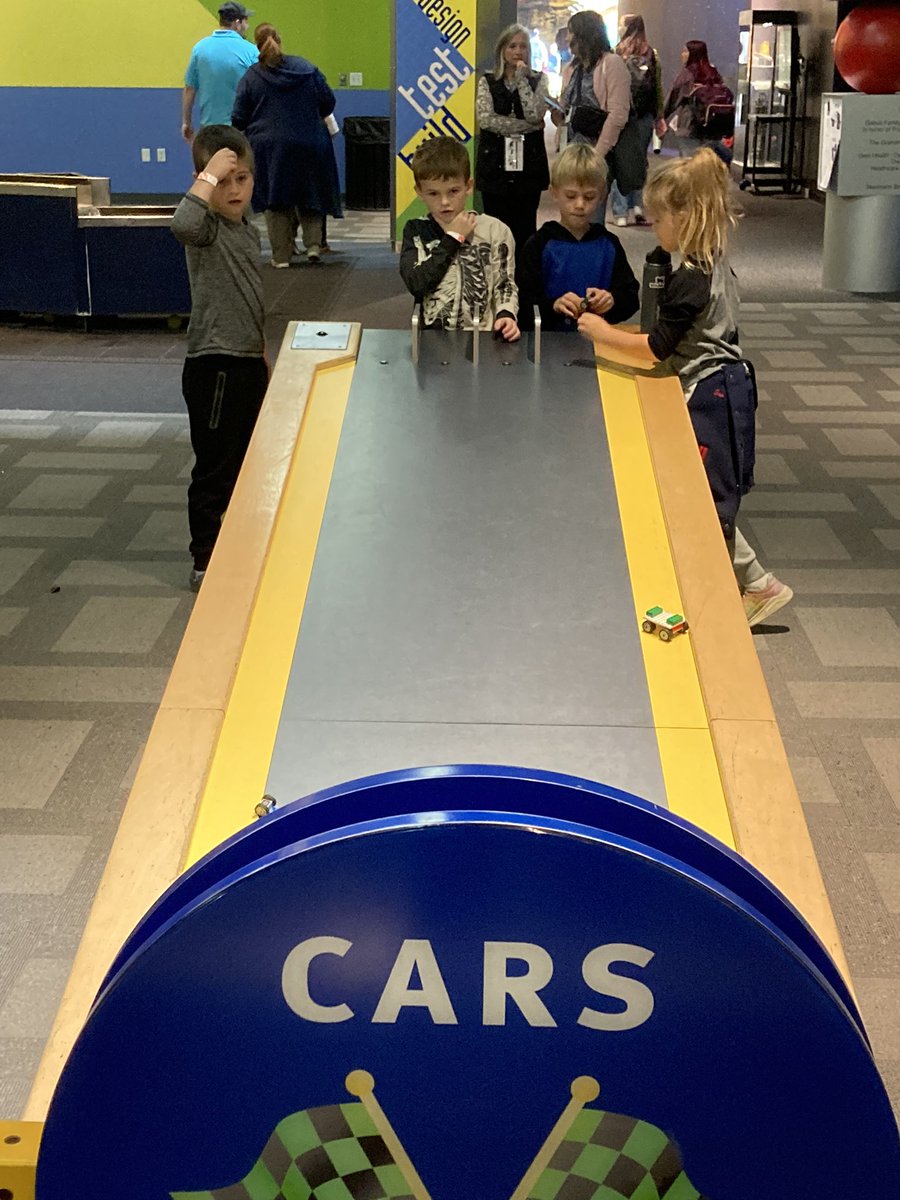 MissJobst's tweet photo. More fun at the science center! https://t.co/5O2wq4TEs6