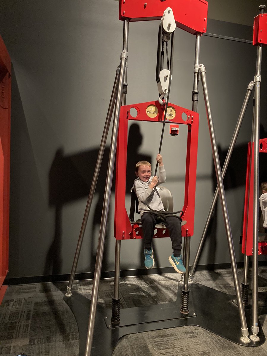 MissJobst's tweet photo. We had the best day learning at the science center! #WeAreADM https://t.co/bjafdsscUQ