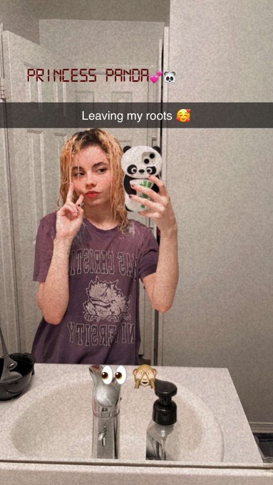 🥰 it&rsquo;s me lmao, but 2 days ago 🤪👀 https://t.co/g0Jsw5r6U7