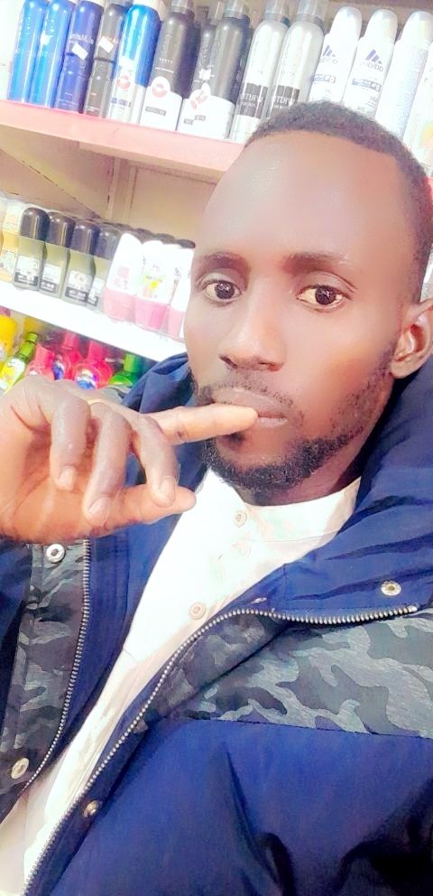 SidiChikou's tweet photo. "رَبَّاهُ لَا شَيْ مِنْ شكواي يُسْعِفُني
وَلَا القُلُوبُ الَّتِي حَوْلِي تُوَاسِينِي 

إني بجُودِكَ يَا مولاي مُلْتَجِئُ
مَالِي سِوَاكَ إِذا ناديت يكفيني" https://t.co/AMQSWjaFdU