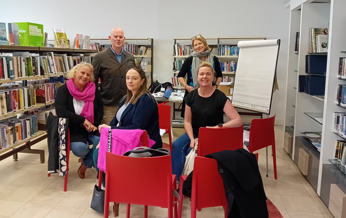 One of my favourite current gigs is training with @women4election 

Spent a lovely Saturday in Carrick on Shannon @LibraryLeitrim with fantastic women hopefully coming to a ballot paper near you soon! 

Thanks to @florNEWS for organising. #Morewomen