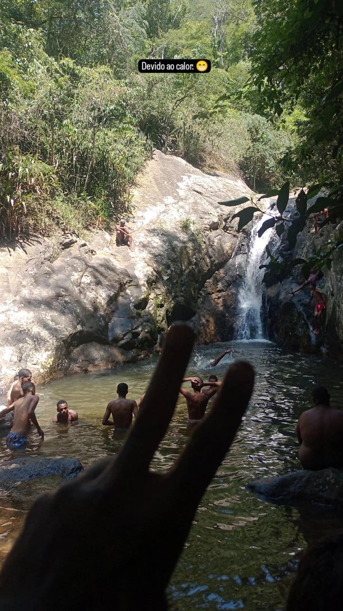 Devido ao calor.😁