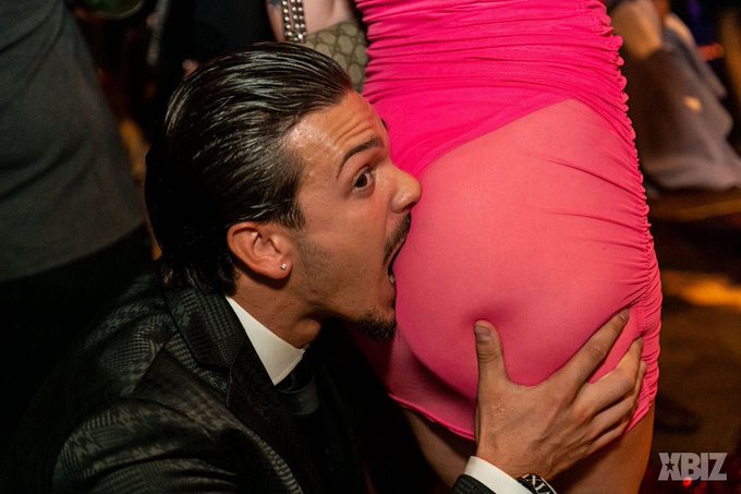 my videos r so natural, my recent scene with @joedimarcoreal 🥹 after party hookup on a single bed in<a class="tags" href="/tag/joedimarcoreal">@joedimarcoreal</a><a href="/tag/misfits001"class="tags"><span>#misfits001</span></a><a href="/tag/lilmoolinax"class="tags"><span>#lilmoolinax</span></a>