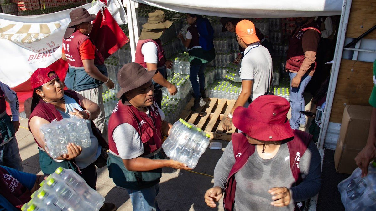 Todos_Somos_PC's tweet image. ¡La solidaridad nos distingue!🫡

Participación Ciudadana se solidariza con el llamado del #JefeDeGobierno, @martibatres, para ayudar a las familias afectadas por el huracán Otis con: 

📦Acopio
👩‍🍳Comedores emergentes
🧹Limpieza de espacios

 #TrabajamosParaTi