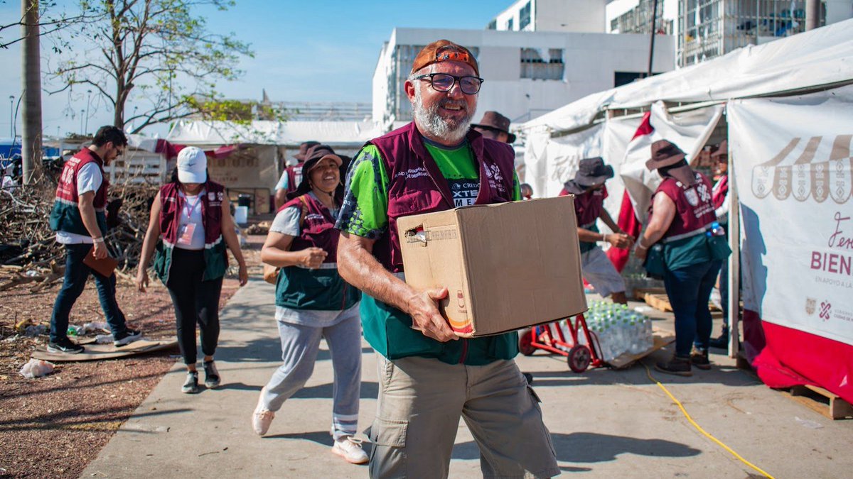 Todos_Somos_PC's tweet image. ¡La solidaridad nos distingue!🫡

Participación Ciudadana se solidariza con el llamado del #JefeDeGobierno, @martibatres, para ayudar a las familias afectadas por el huracán Otis con: 

📦Acopio
👩‍🍳Comedores emergentes
🧹Limpieza de espacios

 #TrabajamosParaTi