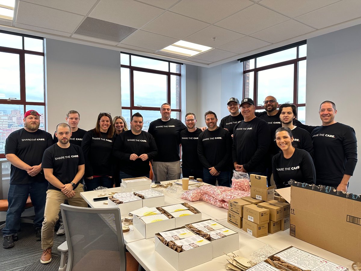 During <a href="/Learfield/">LEARFIELD</a>'s Share the Care day, the SIDEARM team volunteered around Syracuse, giving back to the community.

It was a wonderful day of...
📦 Building care packages with <a href="/DavidsRefuge/">David's Refuge</a> 
🦒 Hanging holiday lights at <a href="/SyracuseZoo/">Rosamond Gifford Zoo</a> 
🐕 Walking rescue dogs at Helping Hounds