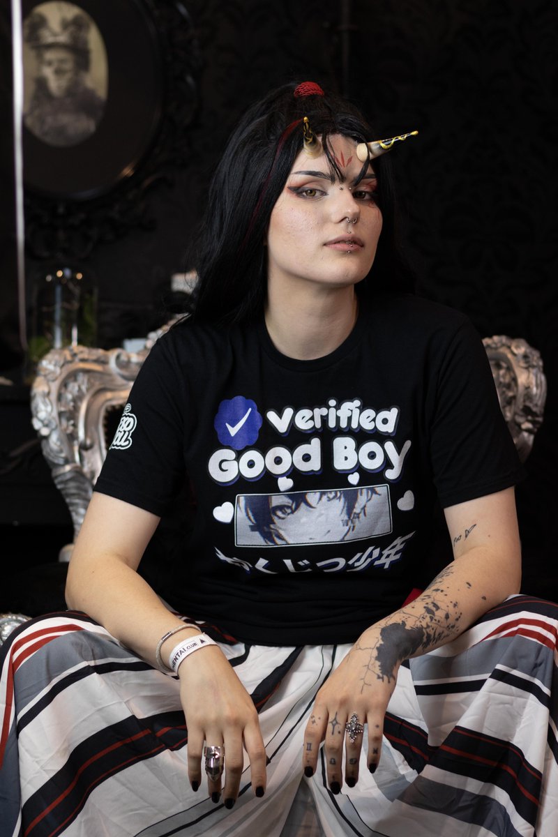 SeisoDoll's tweet photo. Our "Verified Good Boy" shirt.

It's it adorable?! 🩷

You can get it from the SeisoDoll shop!

Model: @/Valixfe https://t.co/wZ1WkTWNpt