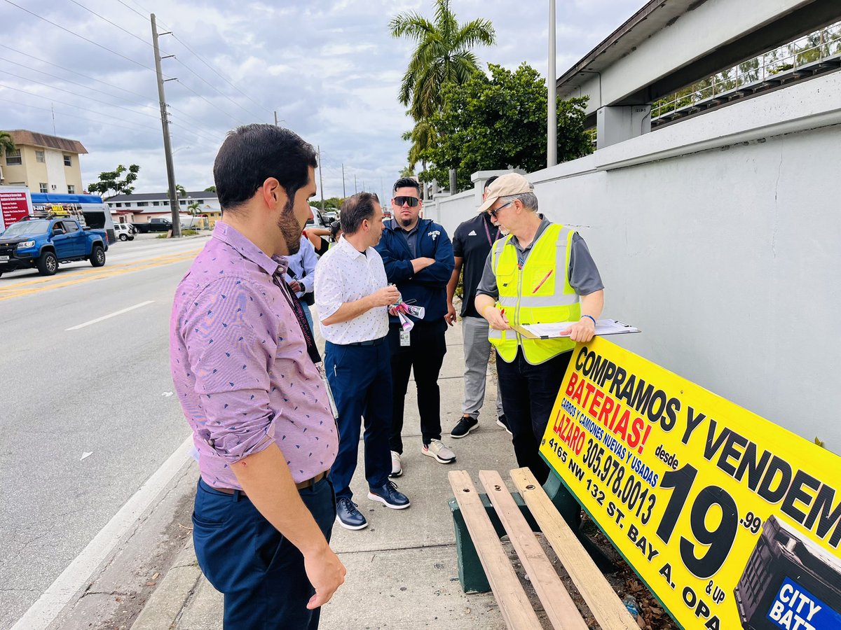 jesusfuentes80's tweet photo. Another walking audit in the books! This time in Hialeah, surrounding the Hialeah Metrorail Station.
#walkabilitymatters ๐ถ๐ปโโ๏ธ https://t.co/LgVMiQCT2w