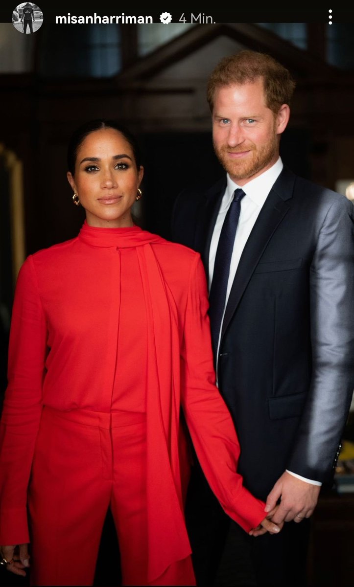 badmom46773791's tweet photo. It would be fun to see Meghan and Mama Doria`s
skin care routine for day and night.
I Love how their skin is always glowing .
#WeLoveYouMeghan
#SheIsTheList
#MamaDoria https://t.co/NVYIv2Wasr