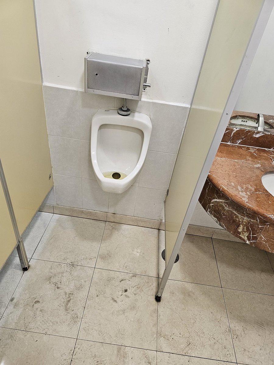 a_rl's tweet image. Ojo ahí @hospitalangeles, torre de consultorios piso 2 en lindavista