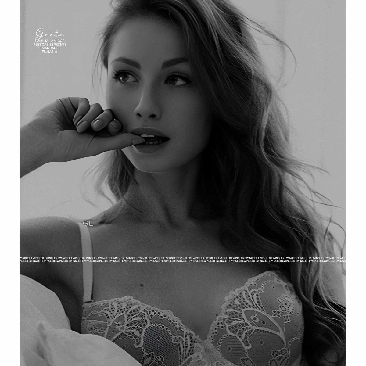 _Fourrie's tweet image. « –    𝐍𝐔𝐄𝐕𝐀 𝐅𝐎𝐓𝐎 𝐃𝐄 𝐏𝐄𝐑𝐅𝐈𝐋  – »

       𝘝𝘰𝘤𝘦 𝘵𝘳𝘢𝘷𝘢 𝘢𝘴 𝘴𝘶𝘢𝘴 𝘣𝘢𝘵𝘢𝘭𝘩𝘢𝘴 𝘥𝘪𝘢𝘳𝘪𝘢𝘮𝘦𝘯𝘵𝘦 𝘦 𝘧𝘢𝘻 𝘪𝘴𝘴𝘰 𝘤𝘰𝘮 𝘮𝘶𝘪𝘵𝘢 𝘨𝘢𝘳𝘳𝘢. 𝘝𝘰𝘤𝘦 𝘦 𝘶𝘮𝘢 𝘮𝘶𝘭𝘩𝘦𝘳 𝘧𝘰𝘳𝘵𝘦 𝘦 𝘥𝘦𝘵𝘦𝘳𝘮𝘪𝘯𝘢𝘥𝘢!