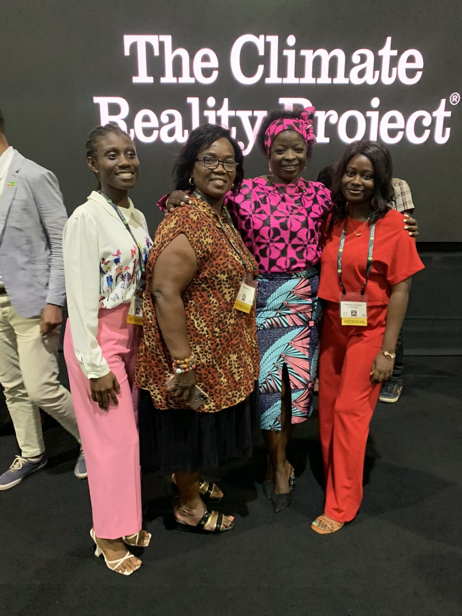 Ladynuelz's tweet image. We must ,We Can and We will .

#youngpeopleforaction
#weareafricanvoices
#climaterealityproject
#westafricaleadonclimatechange