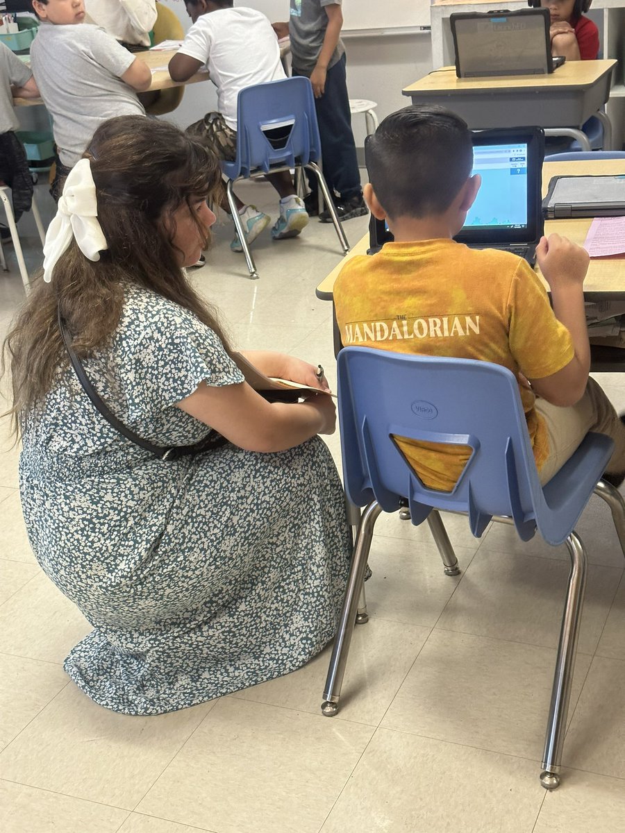 We hosted <a href="/UCFKnights/">UCF Knights 🌴</a> interns, today as they toured our classrooms and witnessed first hand the amazing things we have going on in classrooms. They asked great questions &amp; noted lots of takeaways. Excited for their journey as future educators! <a href="/mrsramireza/">Dr. Ashlynn Ramirez</a> <a href="/UnionParkES/">Union Park Elementary OCPS</a> <a href="/OCPSnews/">ocpsnews</a>