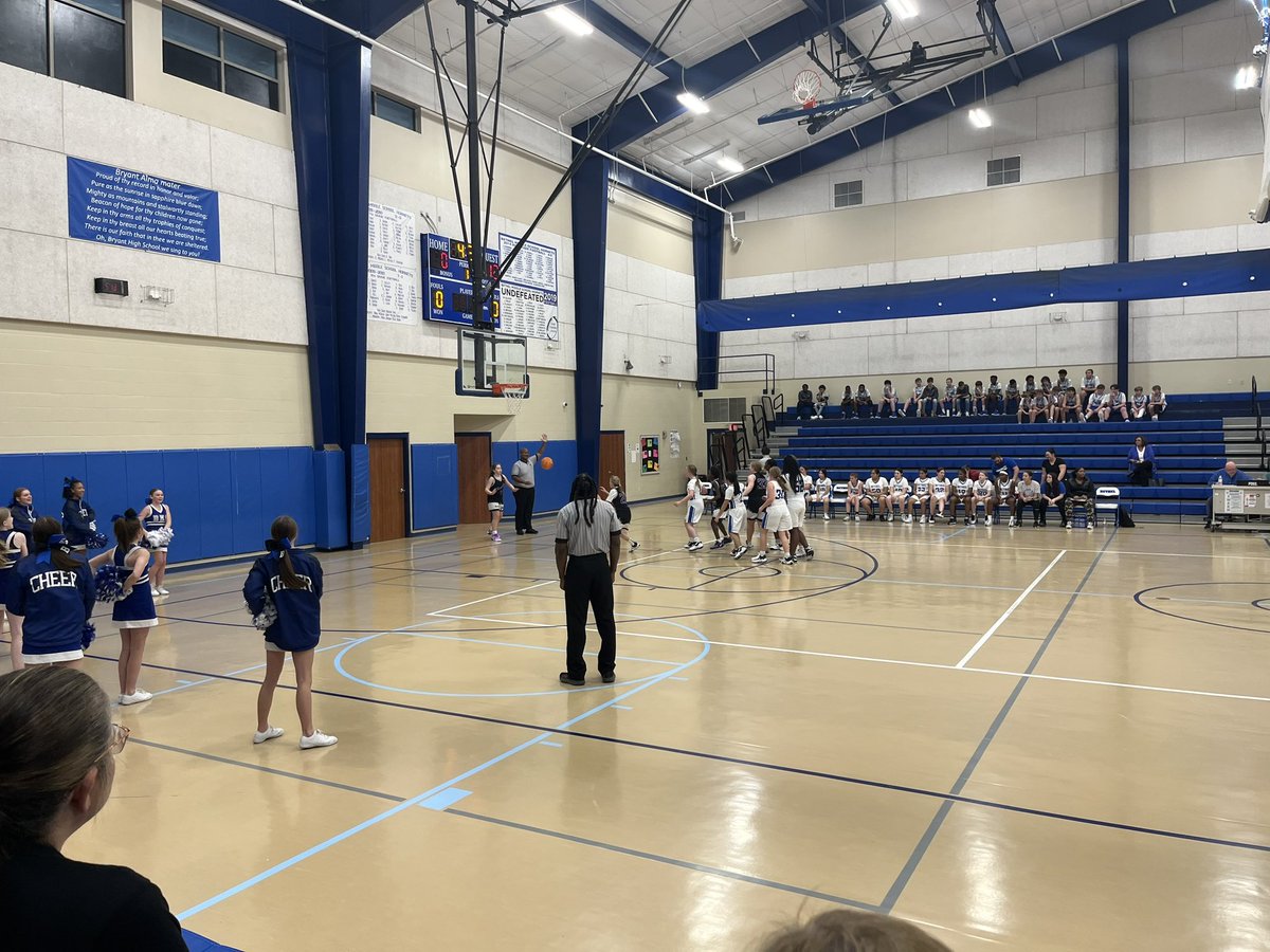 I wore my AMC tshirt to a basketball game at the school where my wife teaches. A parent asked if I’m a college recruiter. @goAMCATS @goannamaria @shanebroadway