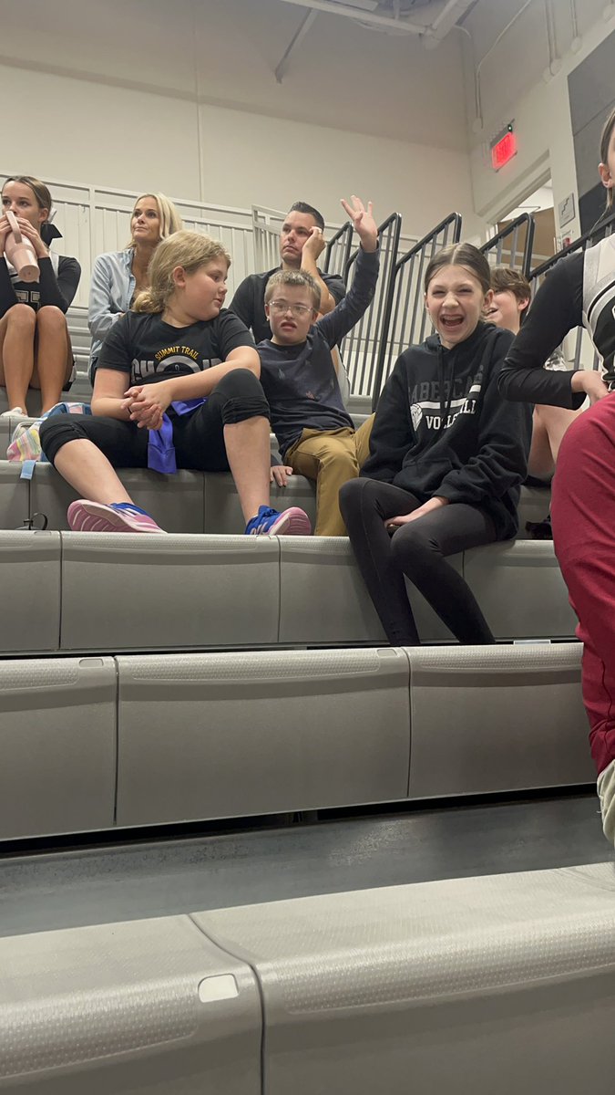 Meghan Williams tweet media